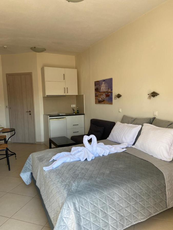Candia Hotel Ханья Экстерьер фото