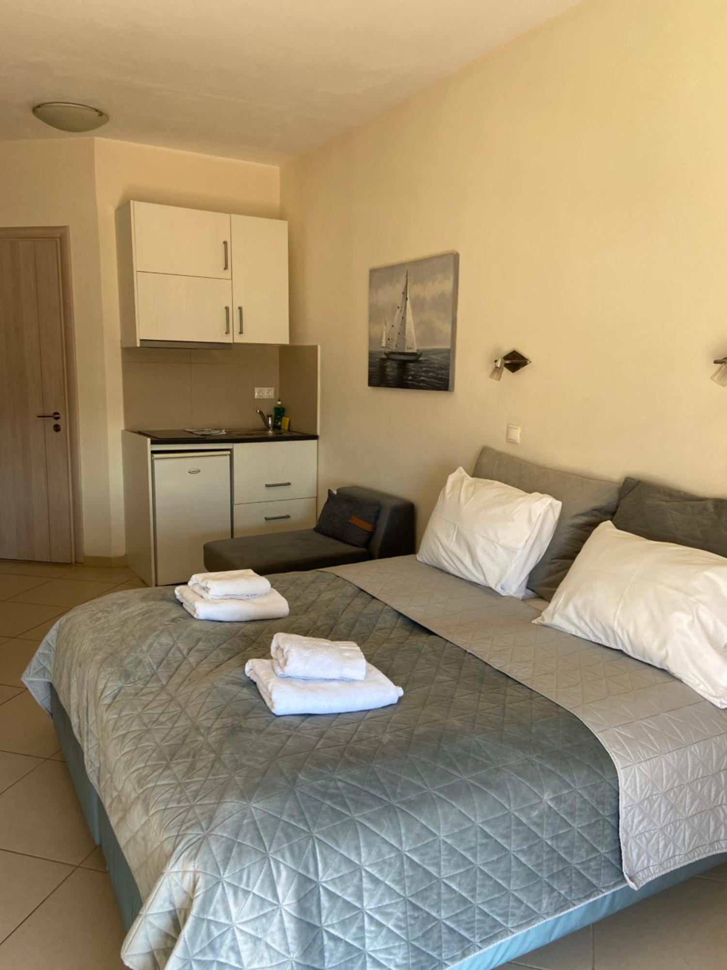 Candia Hotel Ханья Экстерьер фото